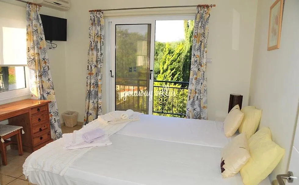 Lula Villa Ayia Napa 0*,